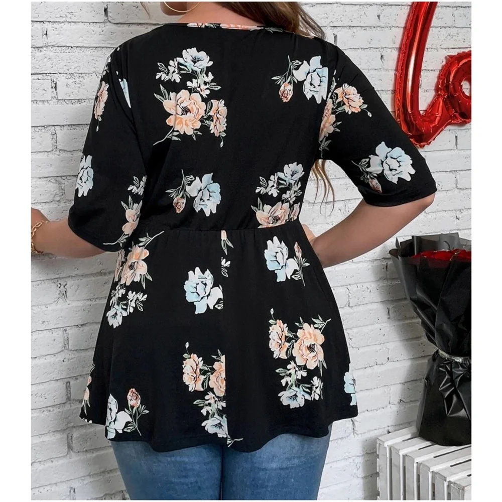Plus Floral Print Lace Belted Top - Picture 5 of 9